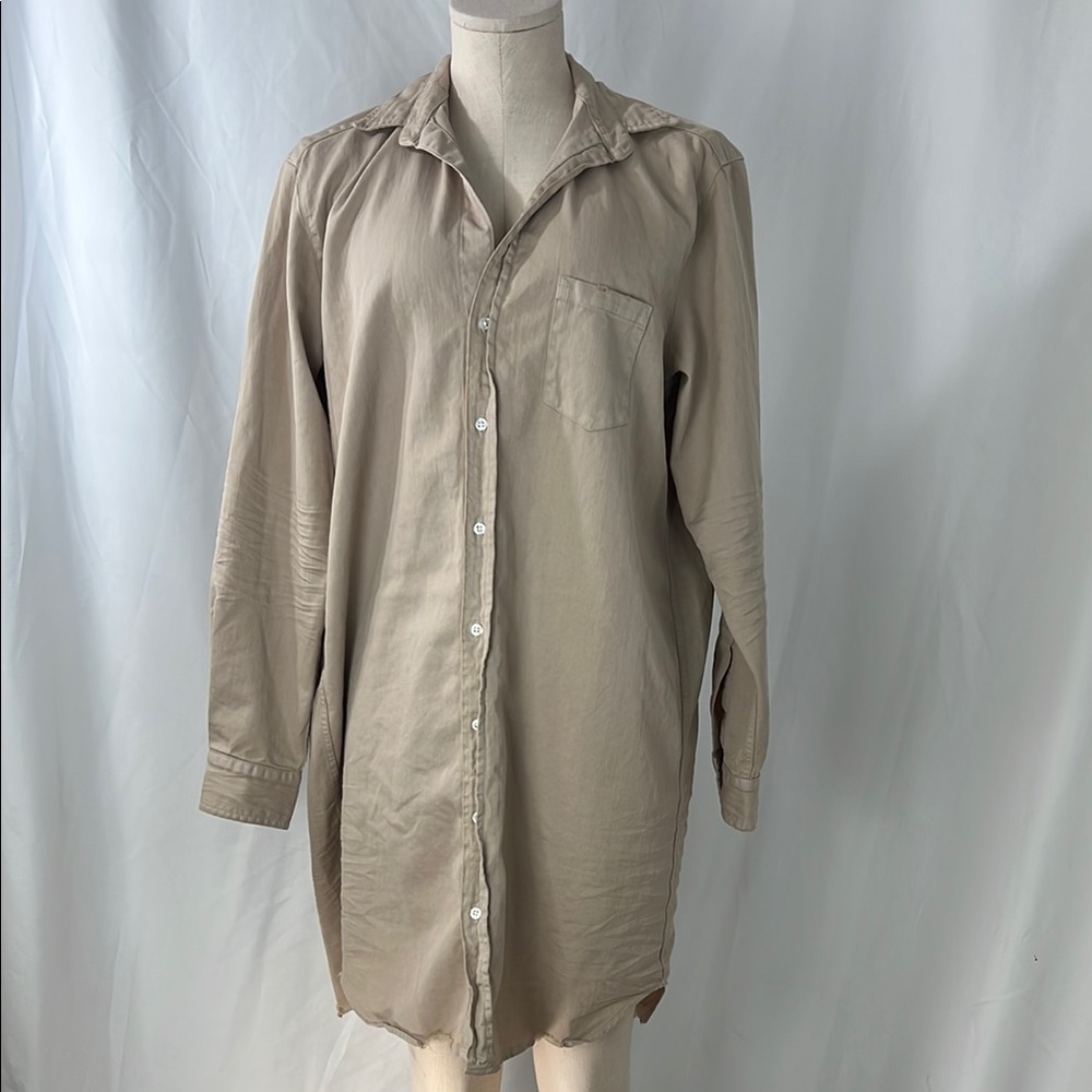 Frank & Eileen ‘Mary’ Beige Button Down